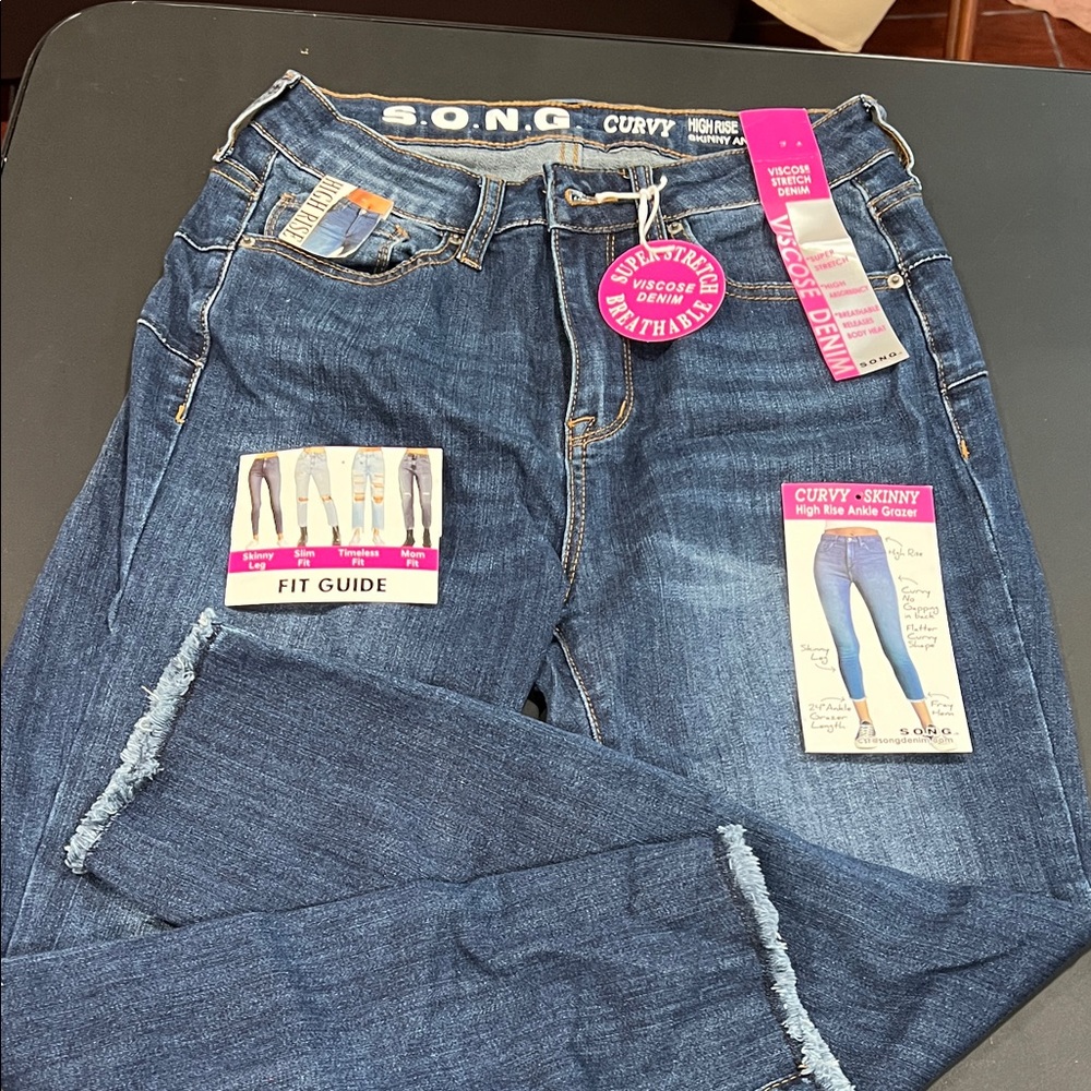 S.O.N.G. High Rise Curvy Fit Jeans - Dark Blue